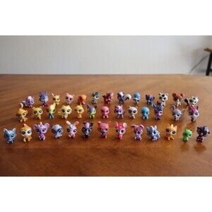Littlest Pet Shop Lot 30+ Pets Mini Pets Lot 38 plus 2 Damaged LPS